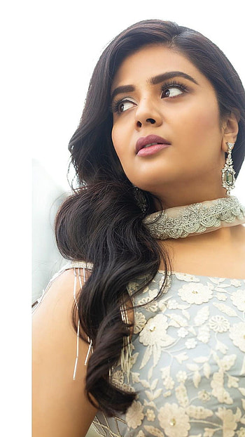 Sreemukhi, telugu actress, model HD phone wallpaper