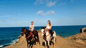 Cowgirls On A Beach, sea, style, sand, fun, beaches, cowgirls, horses, outdoors, girls, women, ocean, female HD wallpaper