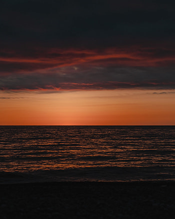 Calm sunset, seascape, sea, orange sky HD phone wallpaper