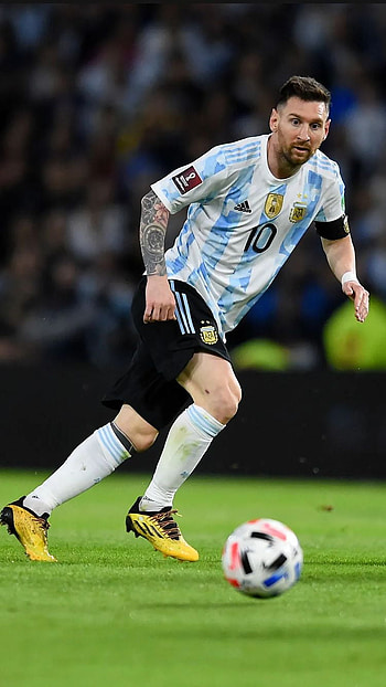 Messi, ball, soccer HD phone wallpaper
