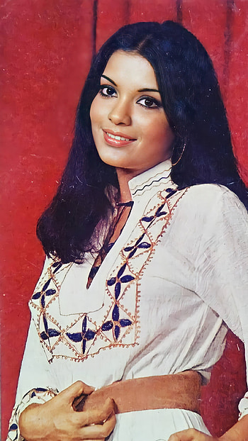 Zeenat Aman, bollywood actress HD phone wallpaper