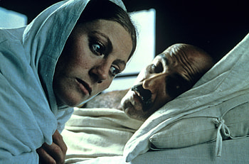 Gandhi film, Biographical drama, Epic storytelling, Inspirational leader HD wallpaper