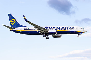 Ryanair, Refund policy, Flight cancellation, Travel HD wallpaper