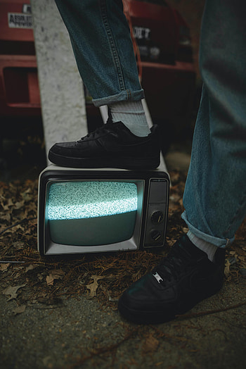 Miscellanea, Miscellaneous, Legs, Sneakers, Screen, Jeans, Television, Television Set HD phone wallpaper
