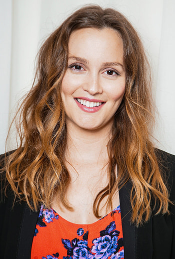 Pregnant with first child, Leighton Meester Hair, Jennifer Aniston Hair HD phone wallpaper