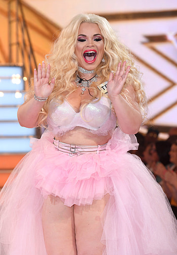 Trisha Paytas, New house reveal, Mansion purchase, Life with Moses Hacmon HD phone wallpaper