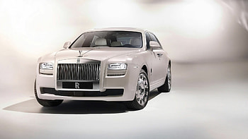 Rolls Royce PC , High-resolution beauty, Automotive perfection, Luxury on display HD wallpaper