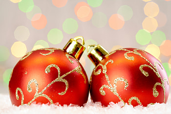Decorations, merry christmas, cute, balls, stars, nice, holiday, abstract, snow, ball, christmas-tree, red, new year HD wallpaper