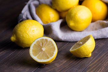 Lemon water safety, Health benefits, Citrus infusion, Refreshing drink HD wallpaper