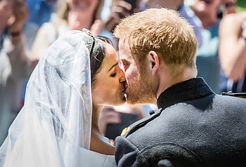 Meghan Markle, Never before seen, Royal wedding HD wallpaper