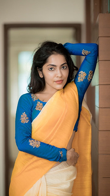 Ramya Subramanian, saree lover HD phone wallpaper