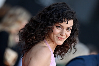 May Calamawy height, Moon Knight actor, Tall HD wallpaper