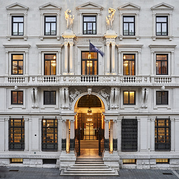 DoubleTree by Hilton Trieste, Trieste harbor, New hotel opening, Italy travels HD phone wallpaper