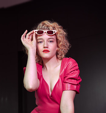 Actress, Julia Garner, sunglasses, 2019 HD phone wallpaper