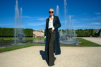Tilda Swinton, , Timeless elegance, Captivating HD wallpaper