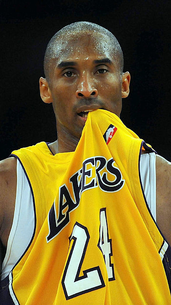 Kobe Bryant Black And White HD phone wallpaper