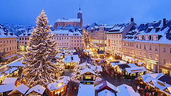 German Christmas traditions, Festive , Cultural celebrations, Holiday joy HD wallpaper