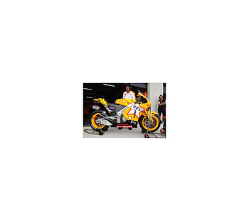 What was Honda Thinking?, repsol, motogp, pit lane, honda HD wallpaper