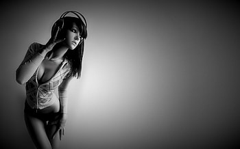 Glamour graphy, Brunette, Heads, Beauty HD wallpaper