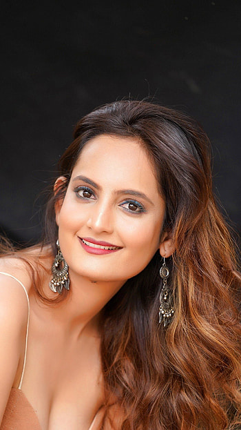 Drithi Patel, cleavage, sexy seductive HD phone wallpaper