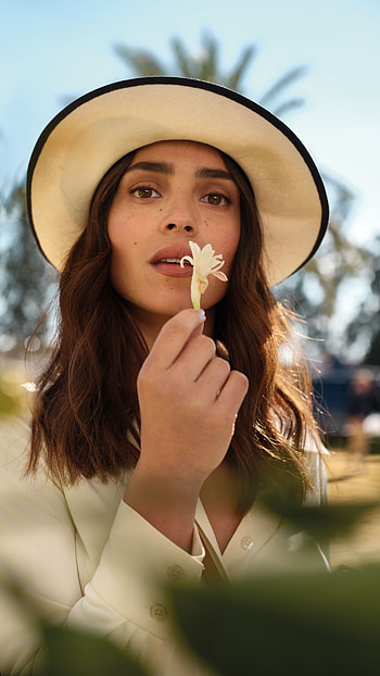 Adria arjona, hollywood actress, model HD phone wallpaper