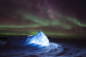 Iceberg, Northern Lights, sea, night, nature HD wallpaper