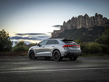 Stunning Audi RS Q8 Ultra, car, Audi, Audi RS Q8 HD wallpaper
