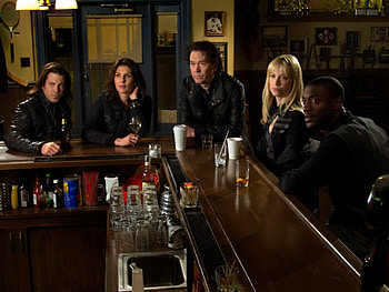 Leverage TV Show, Geeky references, Memorable moments, Clever storytelling HD wallpaper