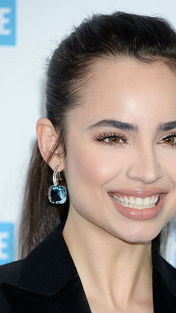 Sofia Carson, hollywood actress, model, gorgeous HD phone wallpaper