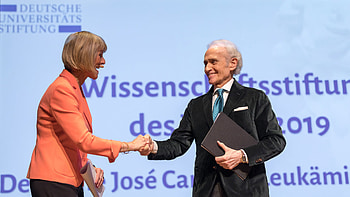Leukmie Stiftung, Wissenschaftsstiftung, Ausgezeichnet, Jose Carreras HD wallpaper