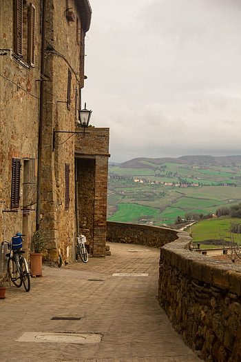 Pienza travel, Italian landscape, Tuscany beauty, Wanderlust HD phone wallpaper
