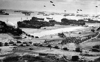 USA, Anime, Navy, World War II, War, Ship, Army, War Machine, Sea, Normandia, Soldier, Beach, Zeppelin, Warship, Monochrome / and ... HD wallpaper