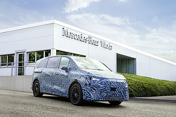 Mercedes-Benz Vitoria Ultra — Camouflaged MPV, car, Mercedes-Benz HD wallpaper