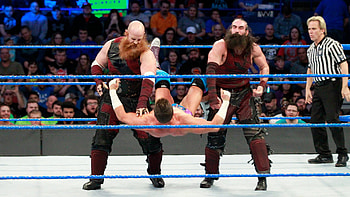 SmackDown roster, Intense rivalries, Championship battles, Electric atmosphere HD wallpaper