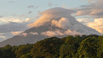 Volcano Concepcin, Ometepe Island, Lake Nicaragua, Lenticular clouds HD wallpaper