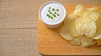 Potato chips, Sour cream dipping sauce, Irresistible snack, Stock video HD wallpaper