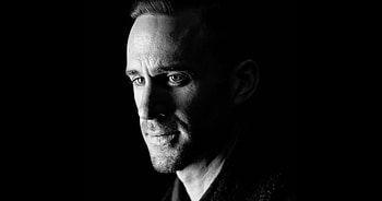 Joseph Fiennes, Expansive season, Handmaid's Tale, Exciting storyline HD wallpaper