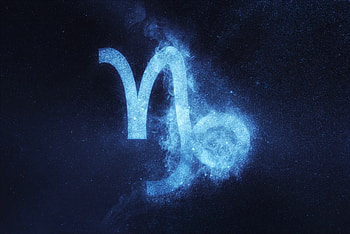 Capricorn season 2021/2022, Zodiac influence, Personal horoscope HD wallpaper