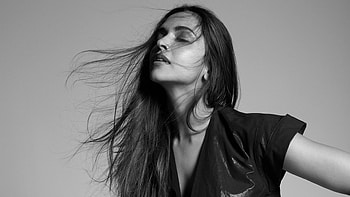 Deepika Padukone, bollywood, actress, monochrome HD wallpaper