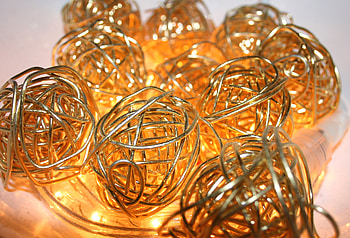 Garland, golden, holidays, graphy, cute, balls, gold, ball, christmas, red, decorations, candles, lovely, new year HD wallpaper