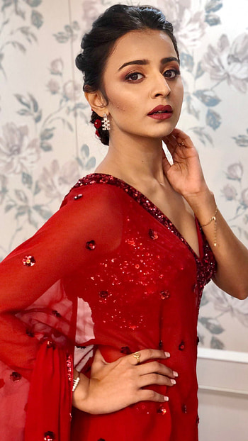 Mahima Makwana, telugu actress, red hot HD phone wallpaper