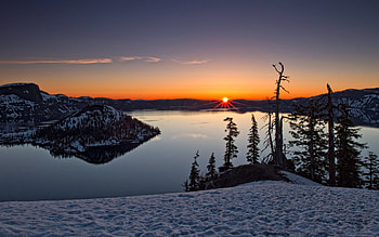 Winter, rays, landscape, sunbeams, sunrise, lake, reflection, snow, trees, nature, sky, mountains, sunset HD wallpaper