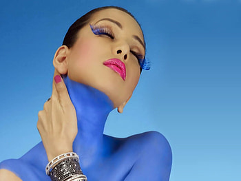 Painting the body, colorful, lips, beautiful, people, lovely, woman, female, nice HD wallpaper