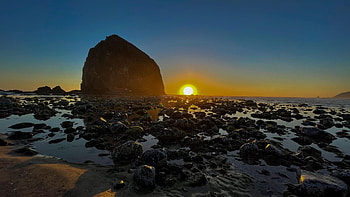 Haystack Rock, Cannon Beach, Oregon, sea, sky, sun, sunset, usa HD wallpaper