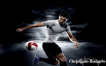 Cristiano Ronaldo (2036) Full Size . HD wallpaper