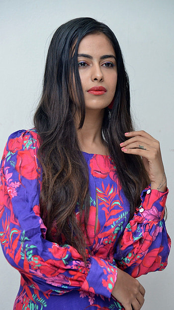 Avika gor, telugu actress HD phone wallpaper