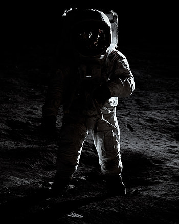 Universe, Dark, Cosmonaut, Spacesuit, Space Suit HD phone wallpaper
