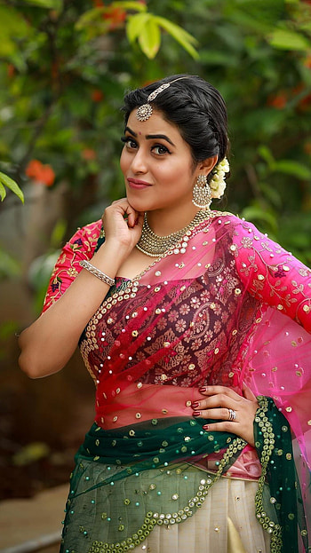 Poorna kasim, saree beauty, telugu actress HD phone wallpaper