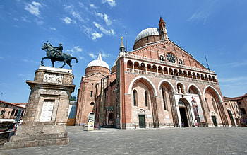 Padua, Italy, Basilica of Saint Anthony, Sacred aura HD wallpaper