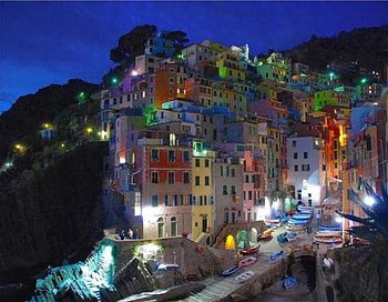 Colourful Life, pretty, homes, boats, streets, hillside, colourful, houses HD wallpaper
